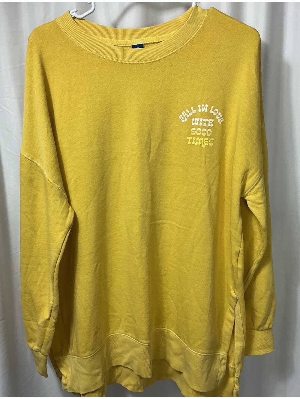 Old Navy Mustard Yellow Oversized Sweatshirt Women’s M Fall Graphic Casual warm